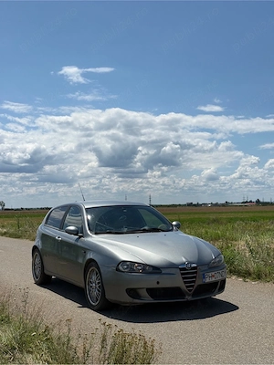 alfa romeo 147 - imagine 2
