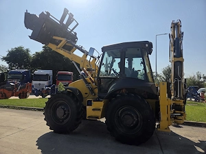 Buldoexcavator New Holland B115D, roti egale, Full option 120CP, cutie Powershift, cupa 4x1-88900eur - imagine 13