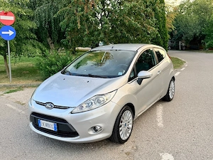 FORD FIESTA Facelift Titanium 2013  1.4 TDCi  85 CP eurO 5 - imagine 2