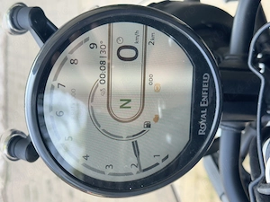 Vând Royal Enfield Himalayan 450 Kamet White Tubeless (SS)   Nouă, 2 km   Accesorizată - imagine 4