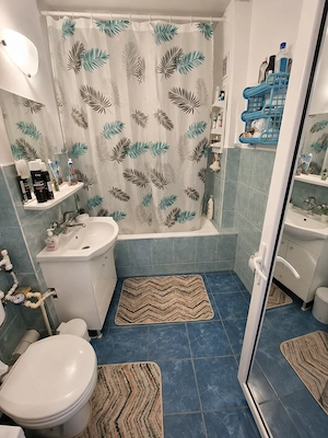 Vand apartament 2 camere - imagine 6