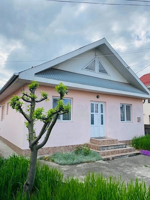 Casa de vanzare in Pascani | Zona Centrala - Penny Market Gara | 98.5 mp utili | 412 mp teren - imagine 2