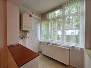 Garsoniera, renovata, Tractorul, Brasov - imagine 11
