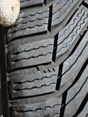 Set jante 16 5x114.3 + anvelope iarnă Michelin 205/60 R16 - imagine 4