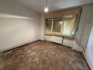 De vanzare Apartament Etajul 1 Micro 16/Zona Foarte Buna - imagine 5