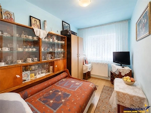 Apartament 3 camere, decomandat, etaj1,  boxa 14 mp, 2 balcoane, Triaj, Brasov - imagine 5