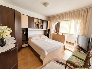 Apartament 3 camere, decomandat, etaj1,  boxa 14 mp, 2 balcoane, Triaj, Brasov - imagine 4