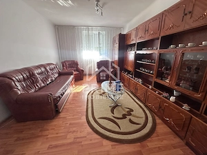 Apartament 2 camere| etaj 1| zona Cugir 