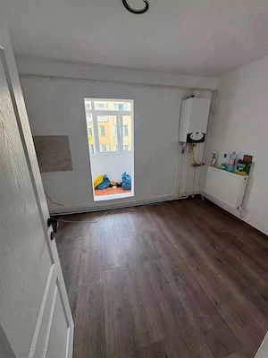 De vanzare apartament cu 2 camere, decomandat, balcon, renovat in 2026 59900euro