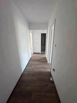 De vanzare apartament cu 2 camere, decomandat, balcon, renovat in 2026 59900euro - imagine 8