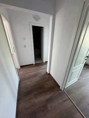 De vanzare apartament cu 2 camere, decomandat, balcon, renovat in 2026 59900euro - imagine 4