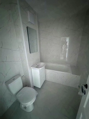 De vanzare apartament cu 2 camere, decomandat, balcon, renovat in 2026 59900euro - imagine 7