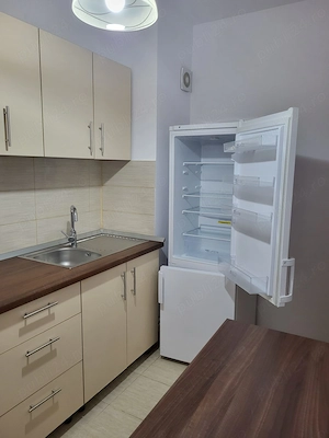 Închiriez apartament 2 camere în Huși - imagine 7
