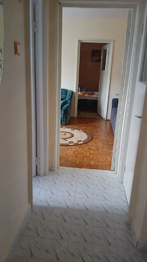 Închiriez apartament cu doua camere semidecomandat  - imagine 3