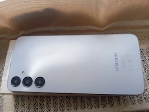 Vând Samsung A05s. 