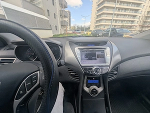 Hyundai Elantra 2012 GPL + Benzină 
