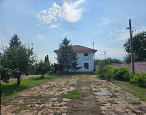 Propietate de vanzare cu 7500 m p - imagine 3