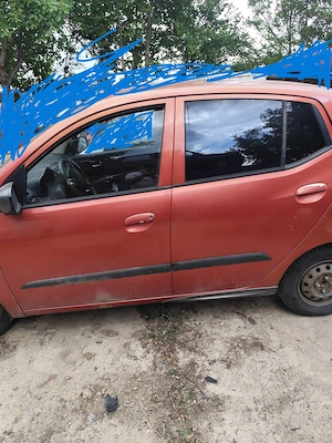 Dez hyundai i10 - imagine 3