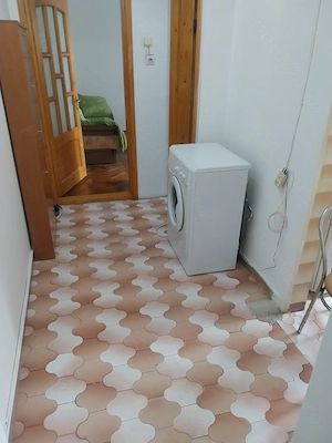 Vand apartament tg jiu - imagine 2