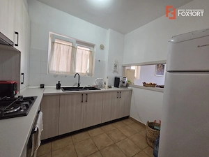 Apartament modern cu 2 camere, complet renovat, Subcetate