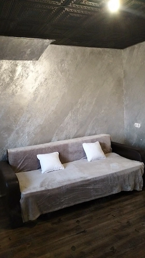 închiriez apartament cu 2 camere  - imagine 3