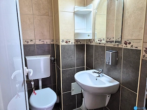 OSTROVENI - Etaj 1 - Spatiu cu vizibilitate stradala - Cabinet medical birouri - imagine 8