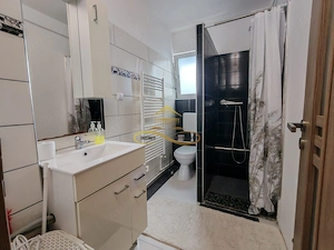 Apartament 2 camere decomandate, Str. 9 Mai - imagine 6