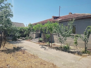 Vanzare -Casă locuibilă + Teren generos 3.550 mp, intravilan   Comuna Baia, jud. Tulcea - imagine 2
