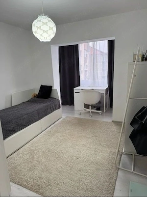 Zona Lipovei | Apartament 4 camere | Decomandat | Etaj 3 | Bloc izolat - imagine 5