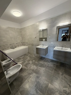 Inchiriez apartament mare cu 3 camere  langa Kaufland Dumbravita - imagine 10