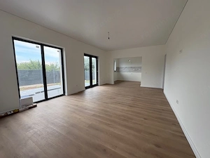 Locuinta premium! Casa single,4 camere,2 bai,teren 450mp,view superb! - imagine 3