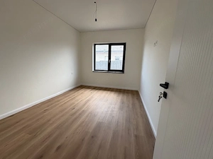 Locuinta premium! Casa single,4 camere,2 bai,teren 450mp,view superb! - imagine 4