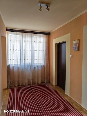 Casă cu teren generos Ghiroda vatra veche - imagine 12