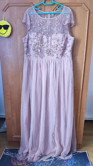 Vând rochie dama eleganta 
