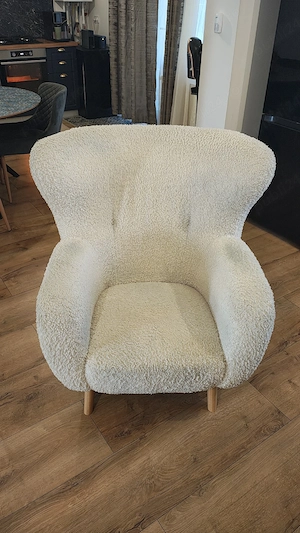 Fotoliu tapițat, material teddy bouclé, crem