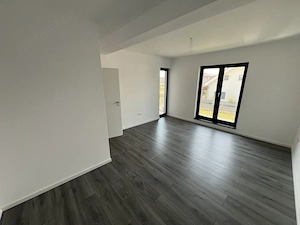 COMISON 0% | Duplex 5 camere despartit prin carport | Chisoda - imagine 12