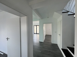COMISON 0% | Duplex 5 camere despartit prin carport | Chisoda - imagine 9
