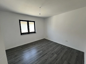 COMISON 0% | Duplex 5 camere despartit prin carport | Chisoda - imagine 14