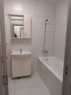 Inchiriez apartament 2 cam. Floresti - imagine 2