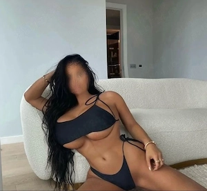 Siliconata reala fac și  deplasari! Confirmări WhatsApp Party girl! 