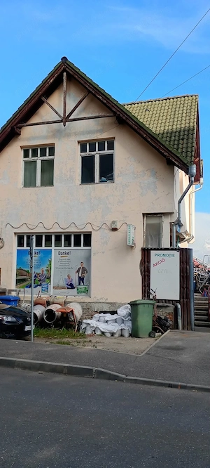 Casa de vânzare cu spatiu comercial. - imagine 3