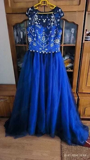 Vând rochie dama eleganta 