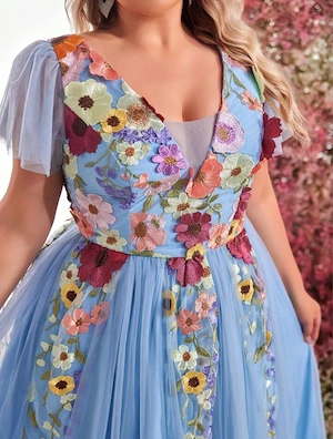 Vând rochie dama eleganta 