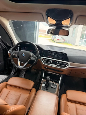 BMW 320d xDrive Luxury Line - imagine 3