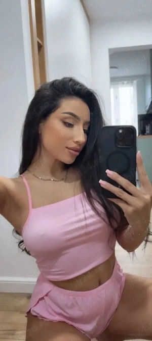 Georgiana total două la tine în zonă fac și masaj
