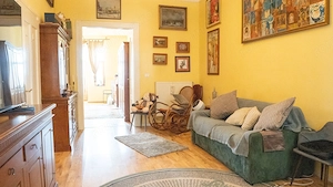 2 camere. Adresă centrală. 99 mp construiți. 2 băi. Etaj 3. - imagine 1