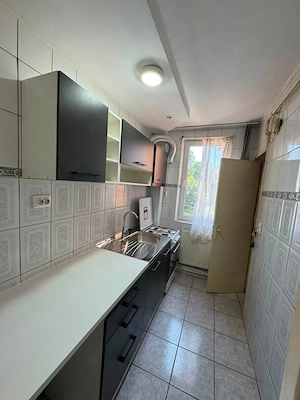 De vanzare apartament cu 3 camere, decomandat, etajul 2, Pret 52500 euro negociabil - imagine 7