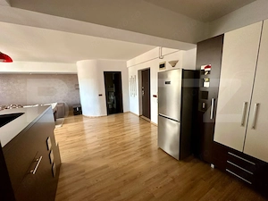 Apartament 2 camere, semidecomandat, zona Calea Moldovei, 68mp - imagine 2