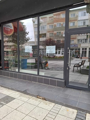 Spatiu comercial esplanada Pascani - imagine 2
