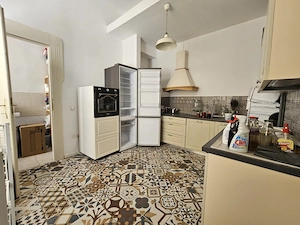 Piata Unirii! Cladire renovata!. Vedere pe pietonala! Lift! - imagine 9